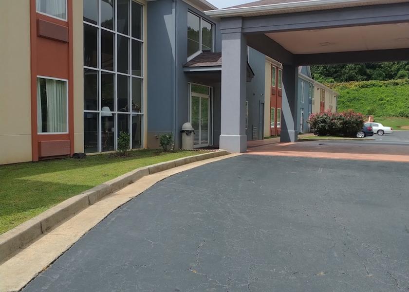 Georgia Dawsonville Exterior Detail