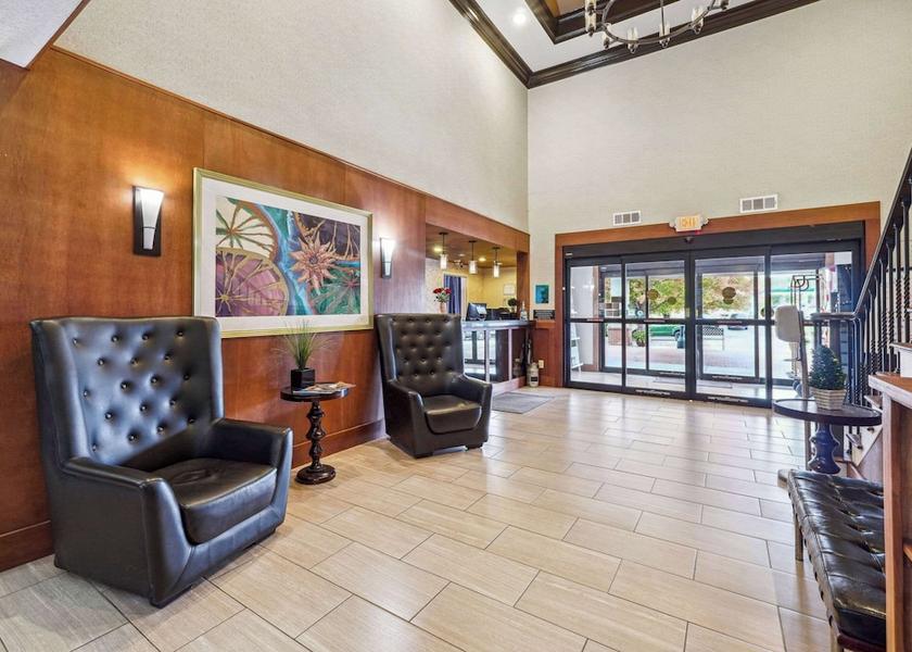 Georgia Dawsonville Lobby