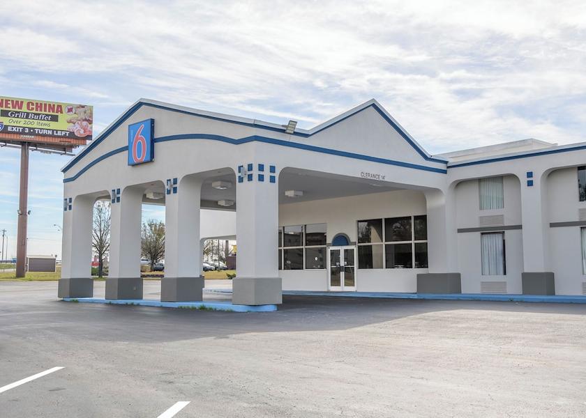 Georgia Forsyth Facade