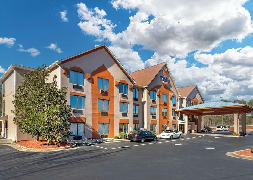 Georgia Lawrenceville Exterior Detail