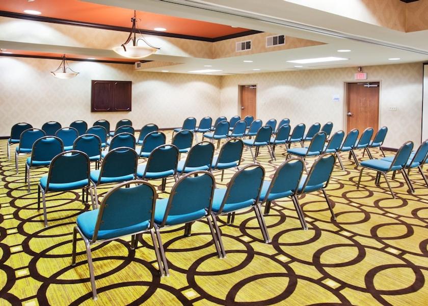 Georgia Peachtree Corners Meeting Room