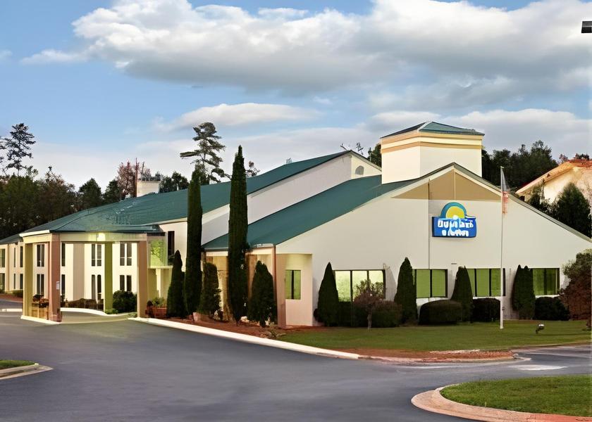 Georgia Peachtree Corners Hotel Exterior