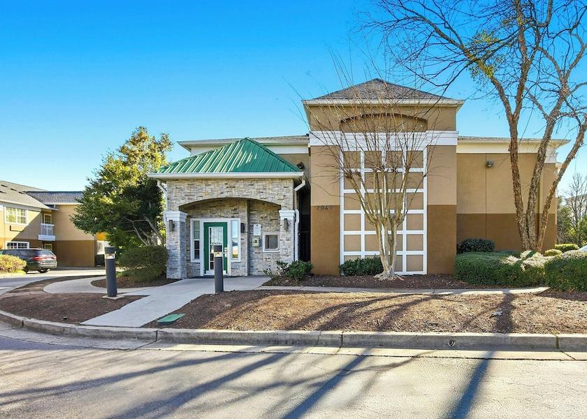Georgia Peachtree Corners Exterior