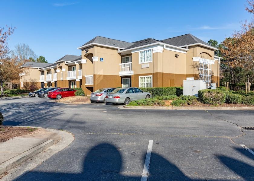 Georgia Peachtree Corners Exterior Detail