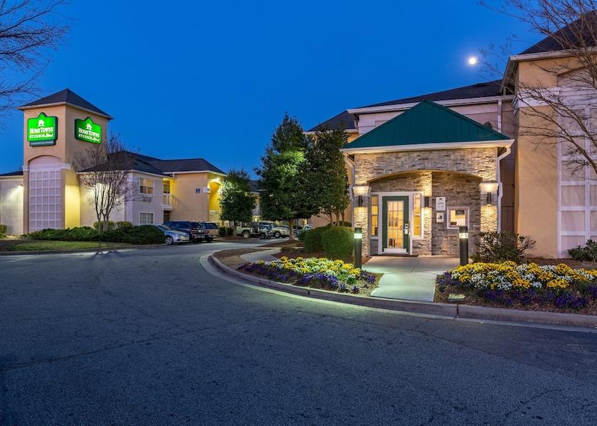 Georgia Peachtree Corners Exterior Detail