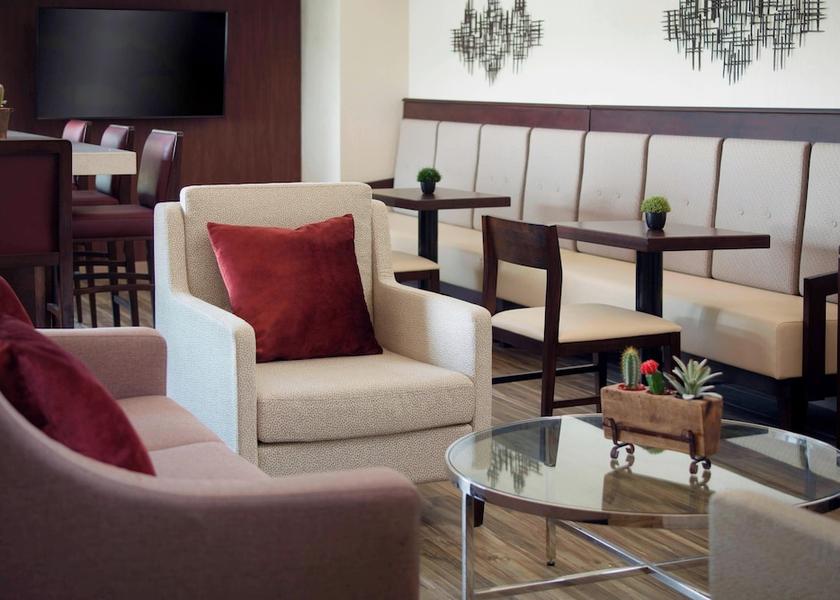 Georgia Peachtree Corners Bar