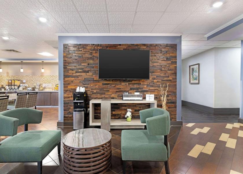Georgia Pooler Lobby