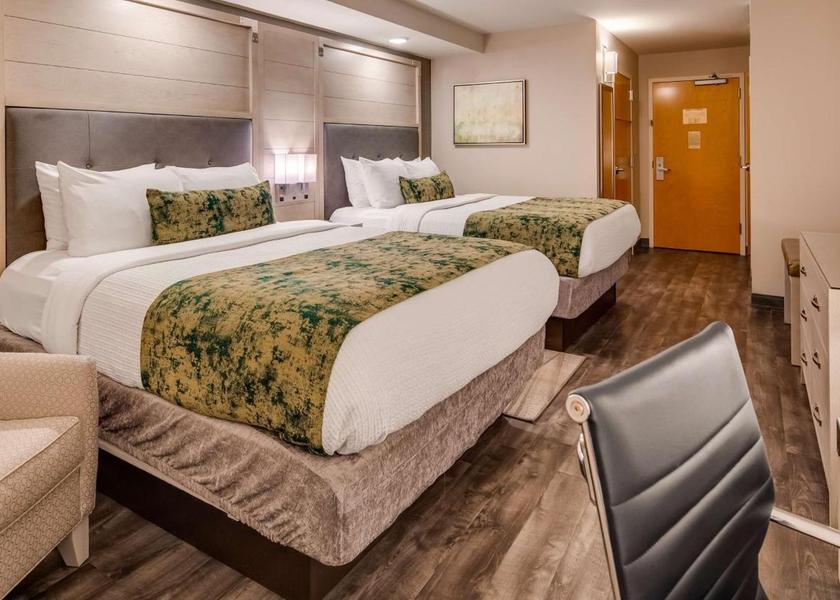 Georgia Pooler 2 queen beds, nonsmoking