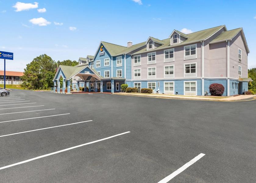 Georgia Rome Exterior Detail