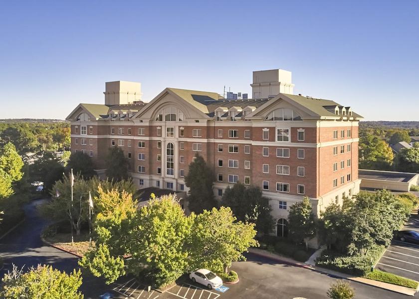 Georgia Roswell Exterior Detail