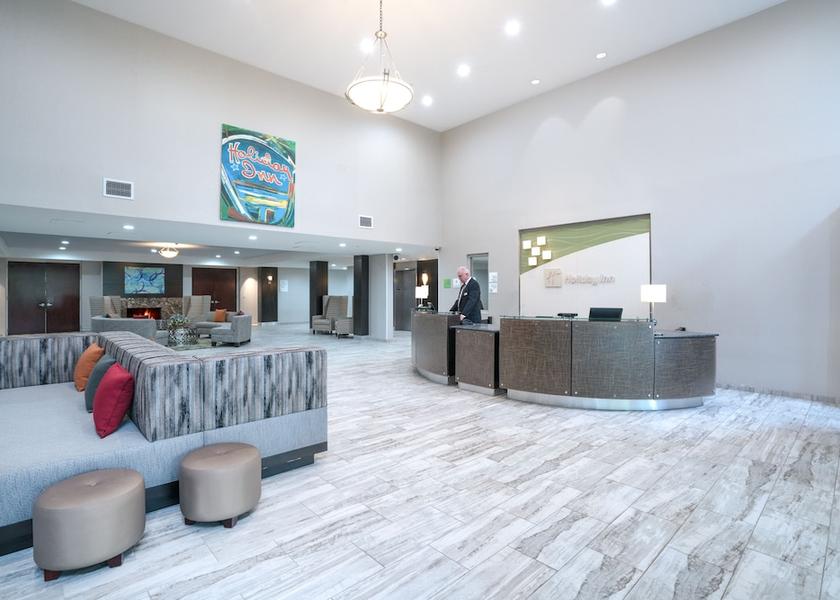 Georgia Roswell Exterior Detail