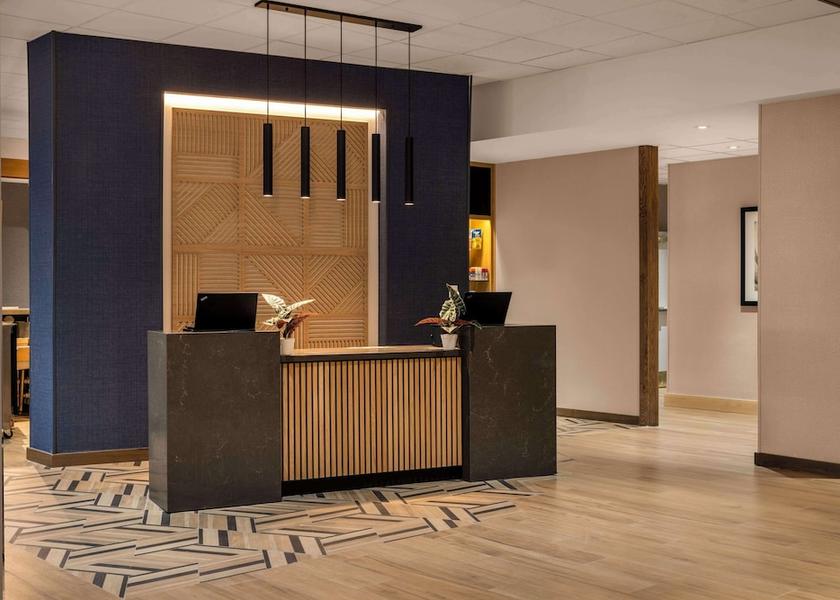 Georgia Smyrna Lobby