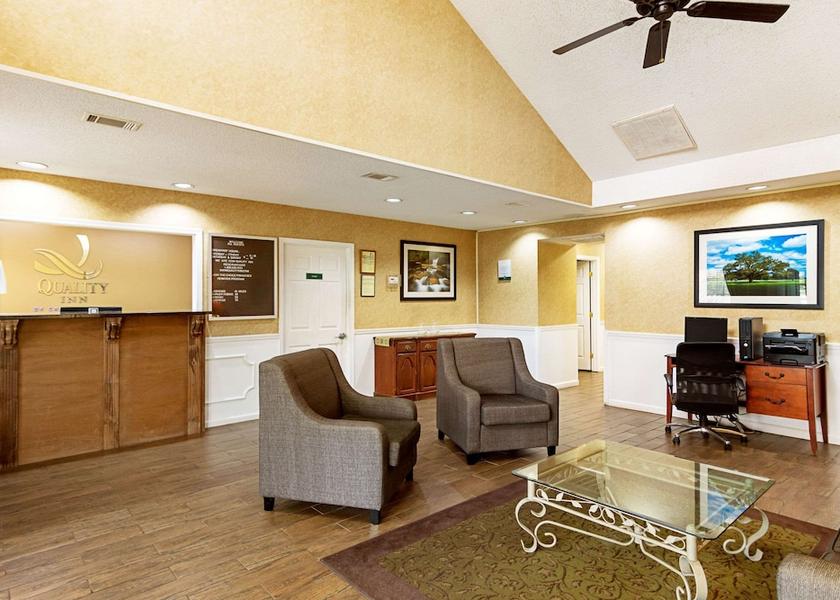 Georgia Thomaston Lobby