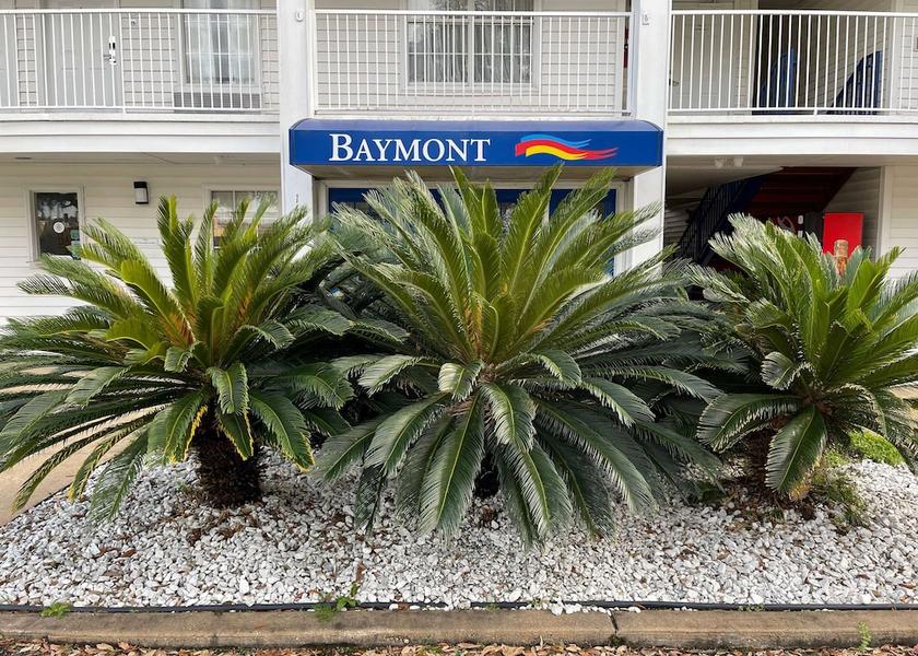 Georgia Thomasville Exterior Detail