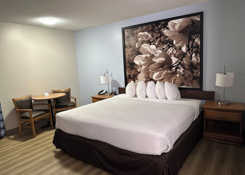 Georgia Valdosta Room