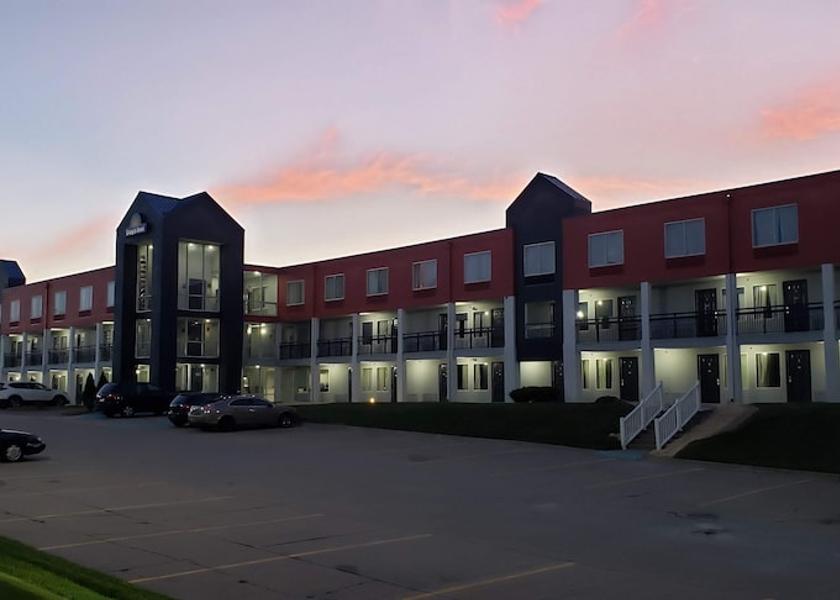 Iowa Clive Facade
