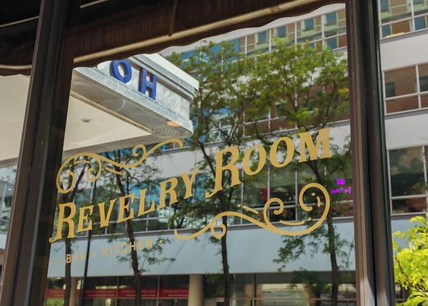 Iowa Des Moines Restaurant