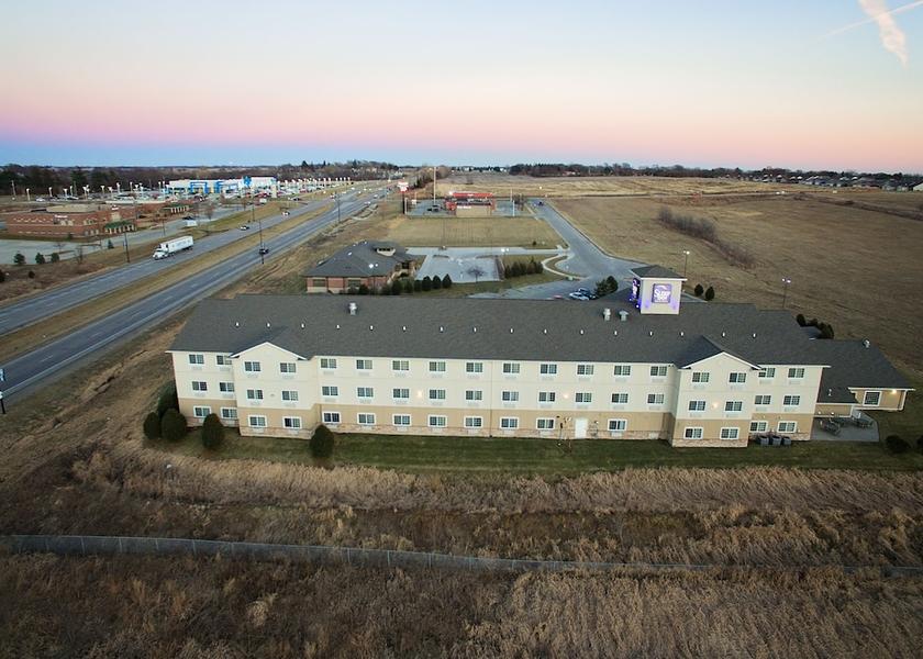 Iowa Pleasant Hill Aerial View