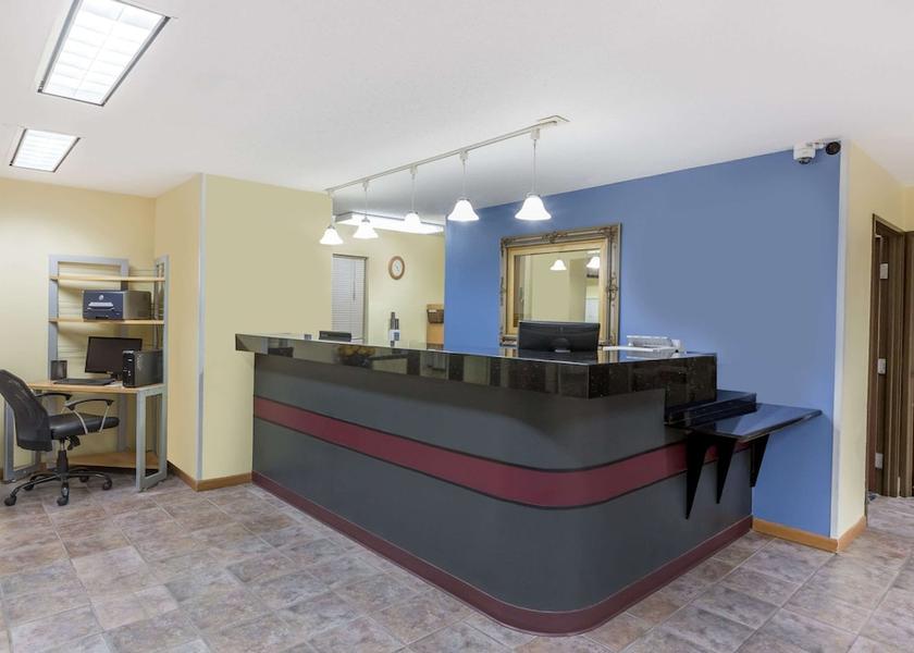 Iowa Sioux City Lobby