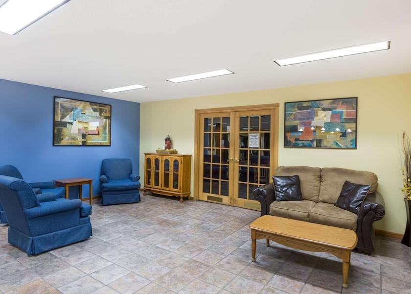 Iowa Sioux City Lobby