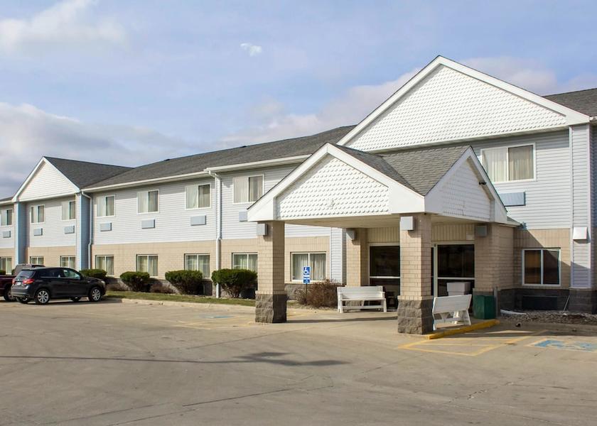 Iowa Sioux City Exterior Detail