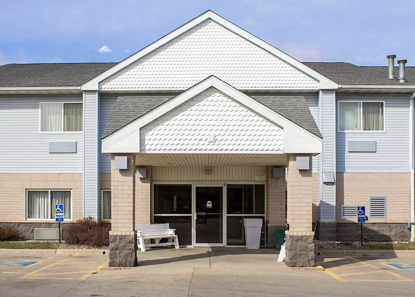 Iowa Sioux City Exterior Detail