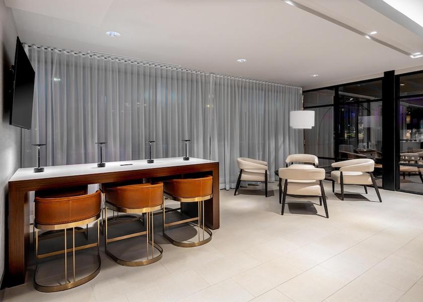 Iowa Sioux City Lobby