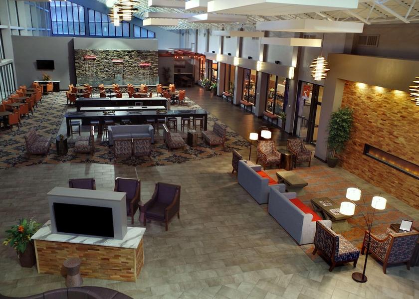 Illinois Alton Lobby