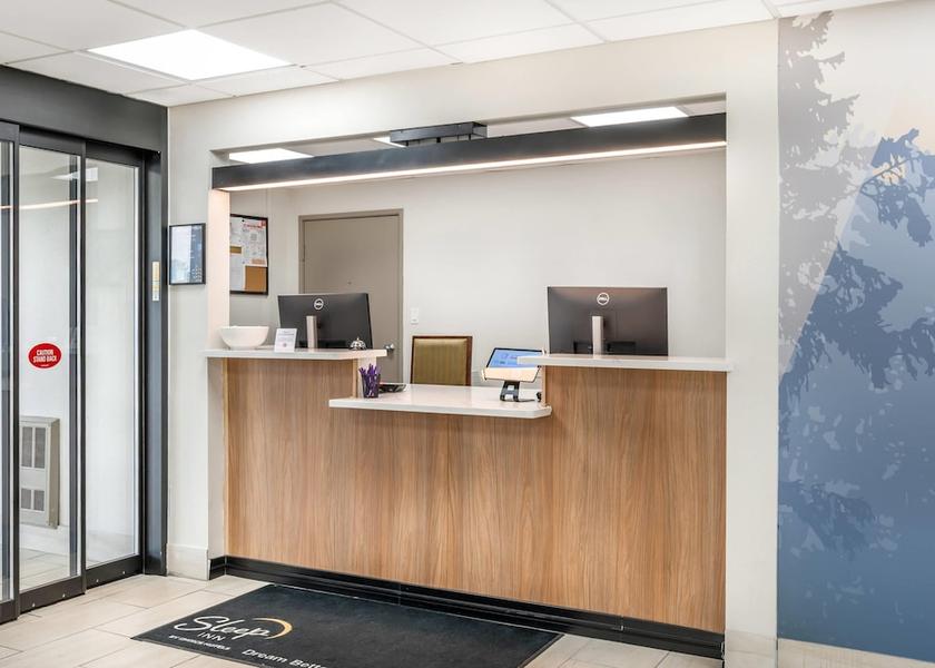 Illinois Champaign Lobby