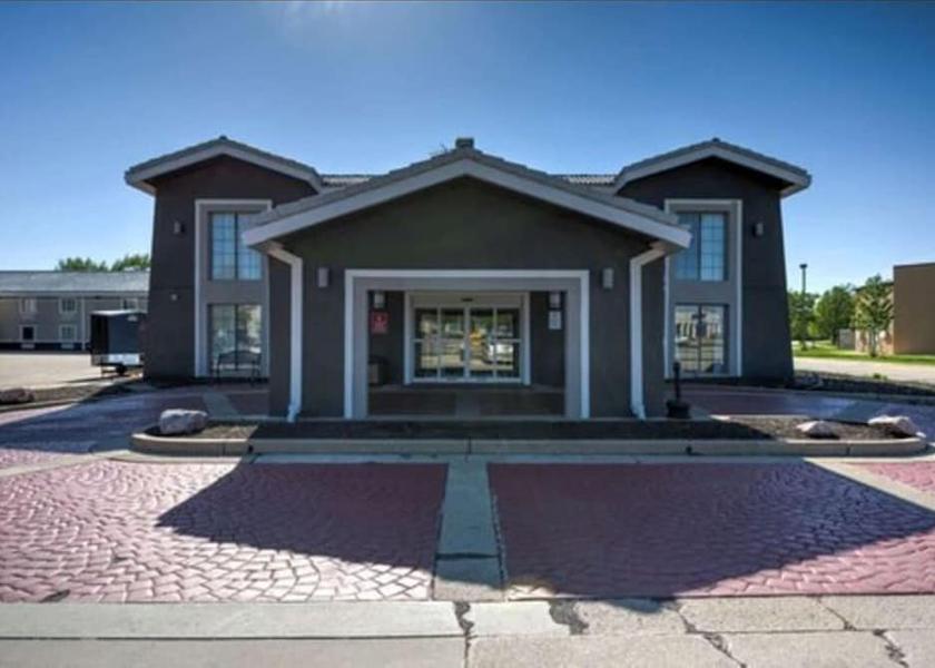 Illinois Champaign Exterior Detail