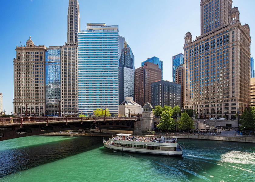 Illinois Chicago exterior view