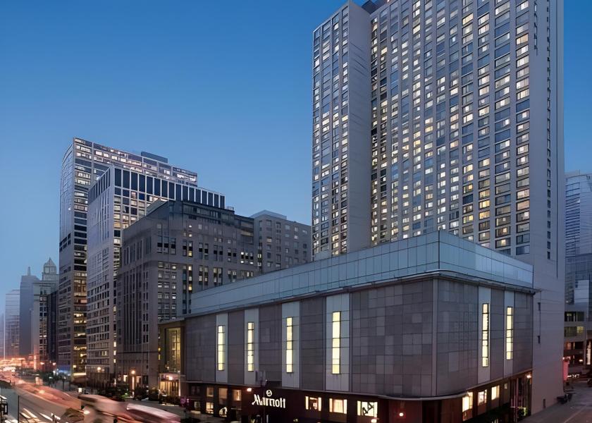 Illinois Chicago Hotel Exterior