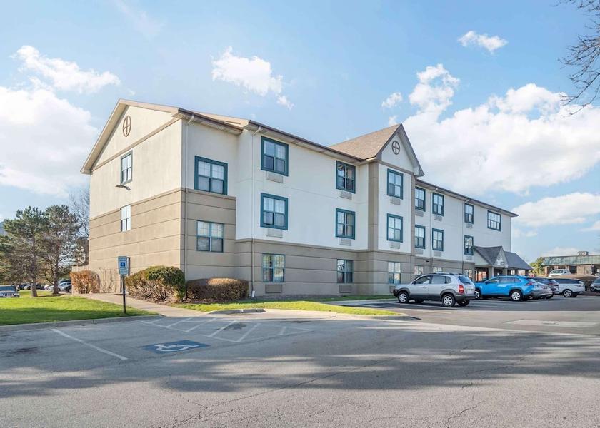 Illinois Downers Grove Exterior