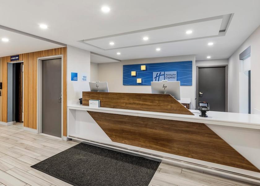 Illinois Downers Grove Reception