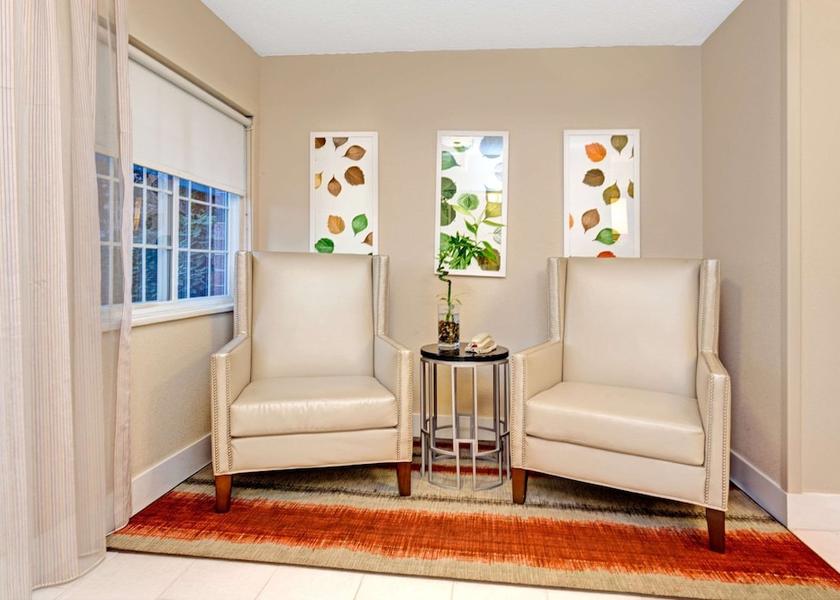Illinois Hoffman Estates Lobby