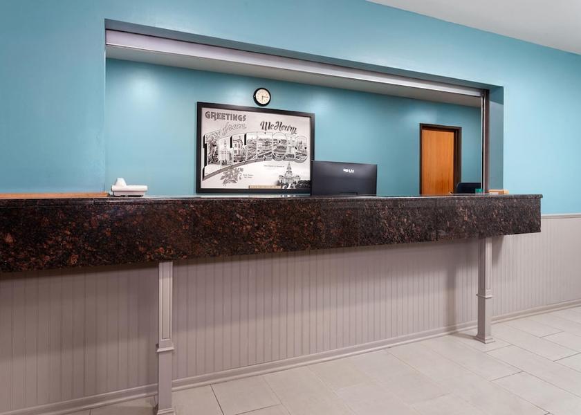 Illinois McHenry Lobby