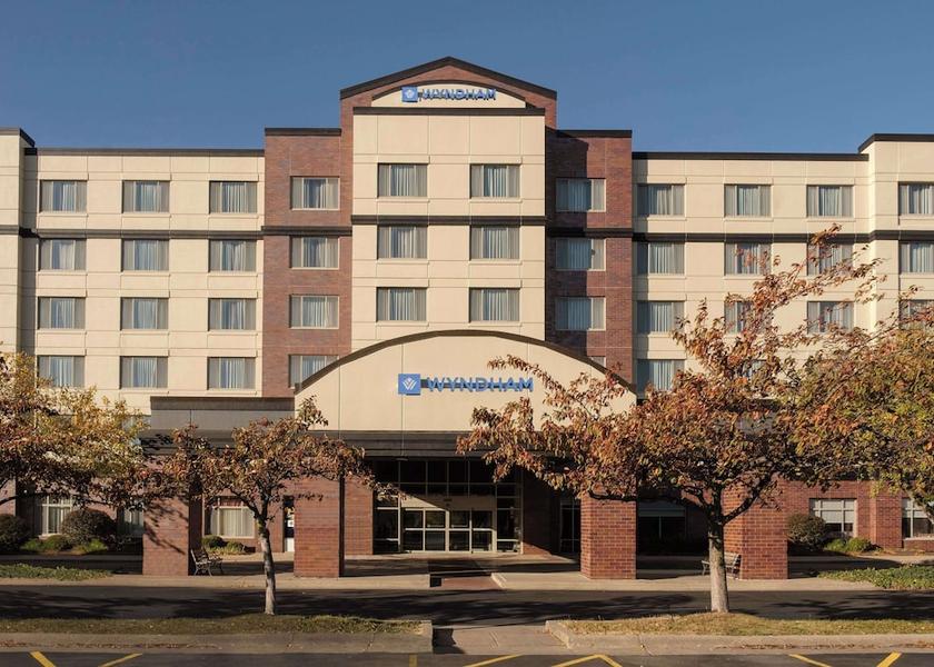 Iowa Moline Exterior Detail