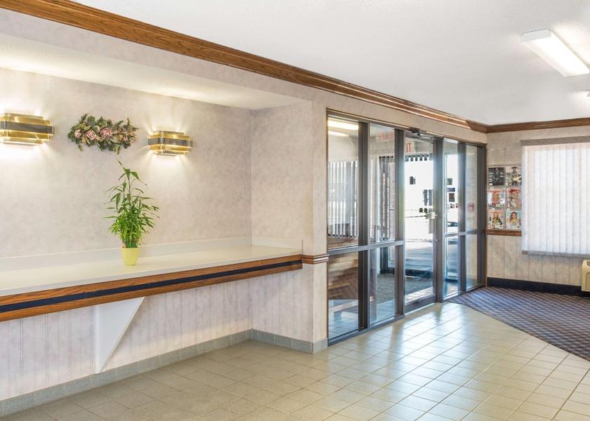 Illinois Granite City Lobby