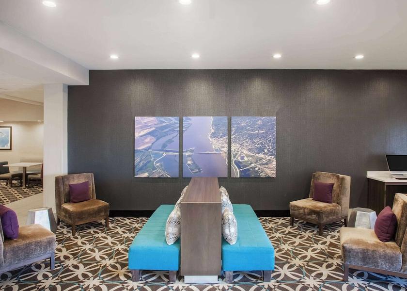 Illinois Granite City Lobby