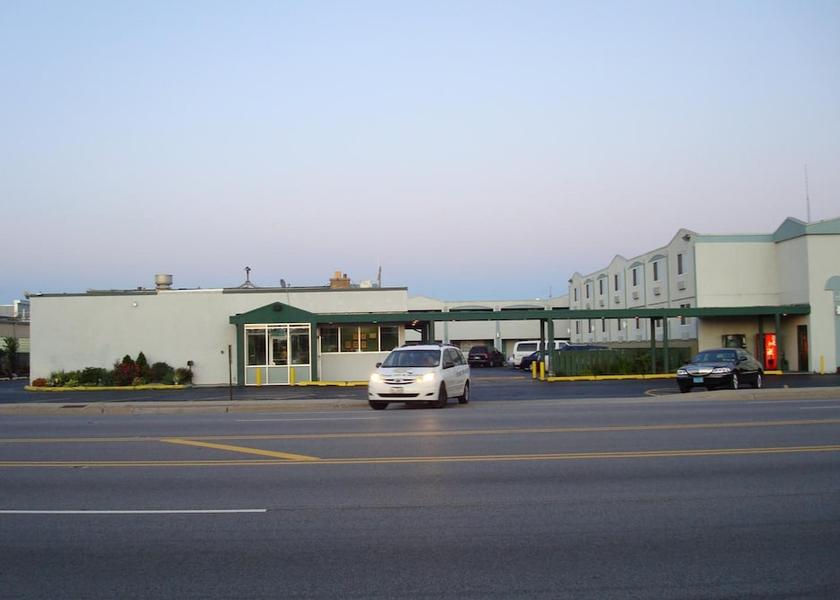 Illinois Schiller Park Exterior