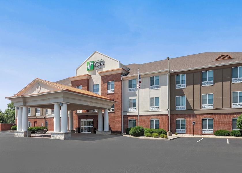 Illinois Urbana Exterior Detail