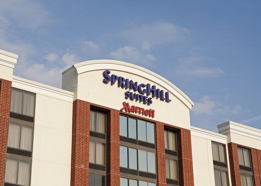 Illinois Warrenville Facade