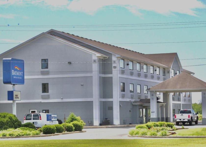 Indiana Anderson Exterior Detail