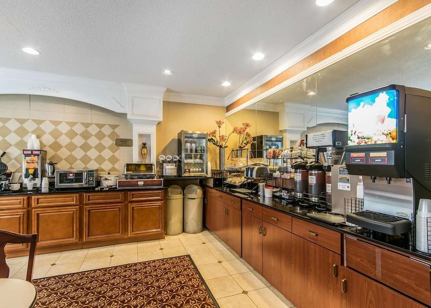 Indiana Evansville Breakfast Area