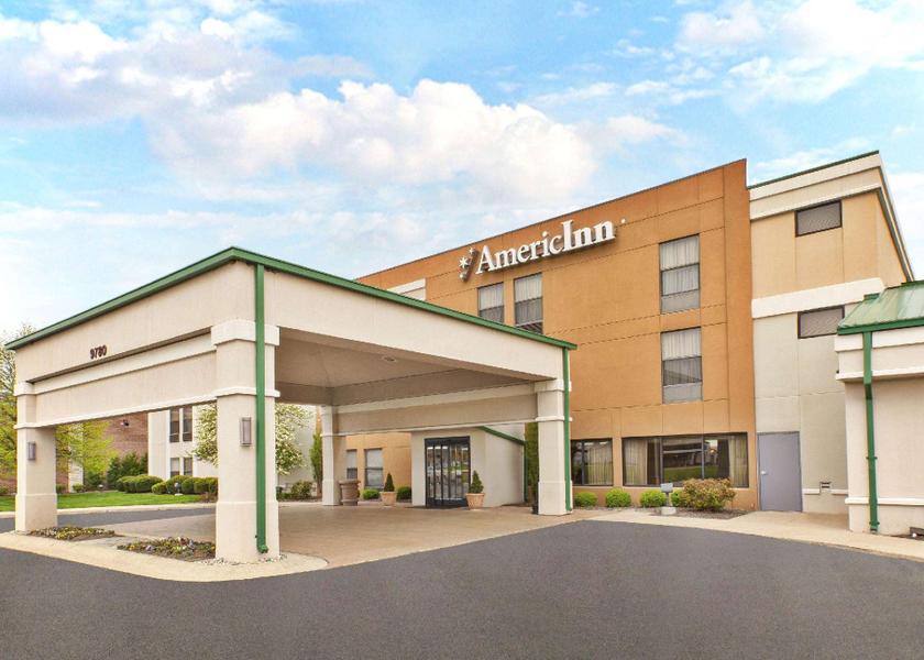 Indiana Fishers Hotel Exterior