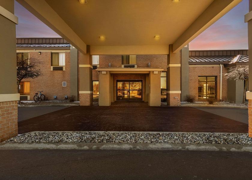 Indiana Huntington Exterior Detail