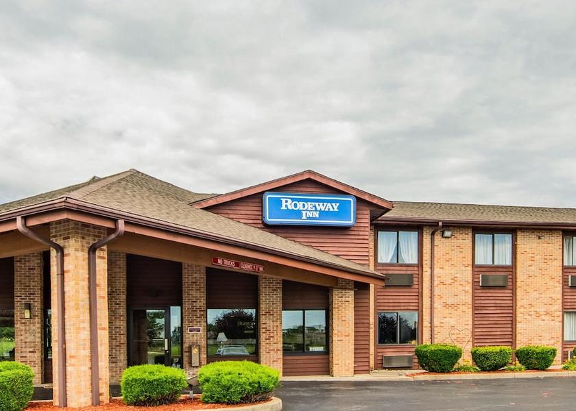 Indiana Huntington Exterior Detail