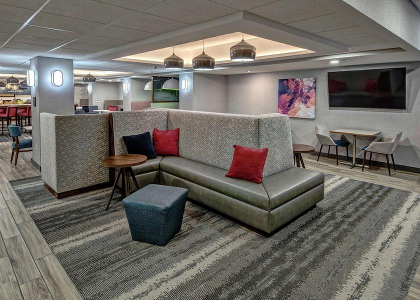 Indiana New Albany Lobby