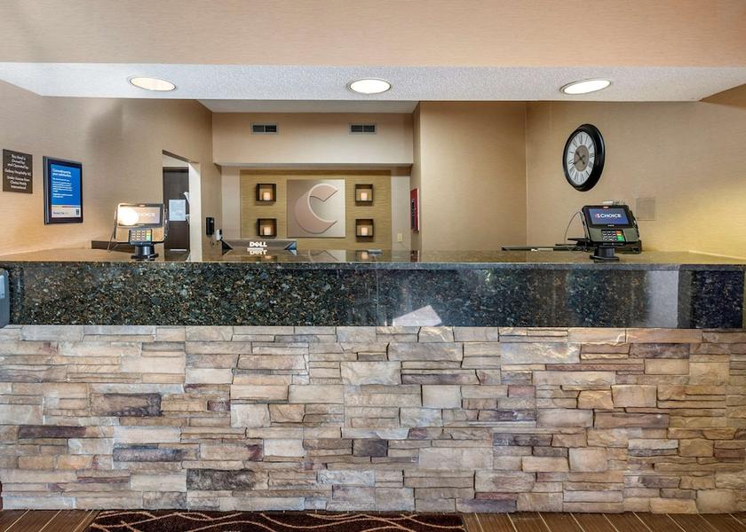 Indiana Shelbyville Lobby