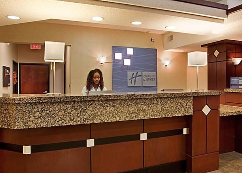 Kansas Lansing Reception